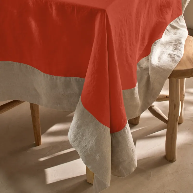 Nappe bicolore en lin lavé corail