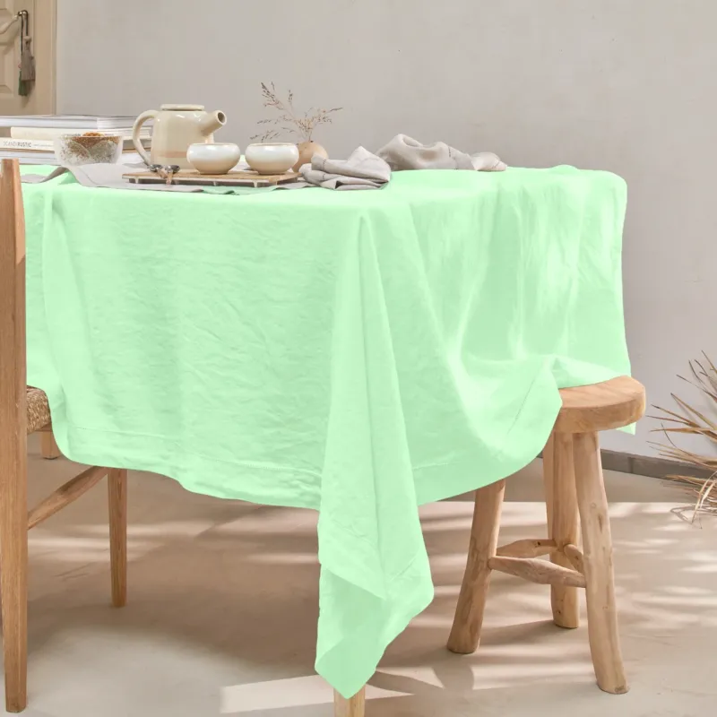 Nappe ajouré sur mesure en lin vert menthe