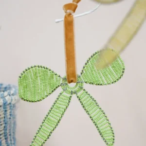 JINSI: Green Hand-beaded Pastel Bow-Shaped Decoration