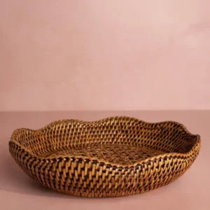 Scalloped Medium Round Rattan Tray - Brown